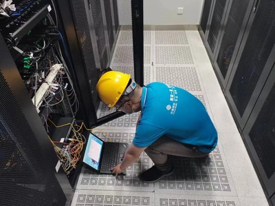 泰州移動“心級服務(wù)”零距離 以網(wǎng)絡(luò)技術(shù)服務(wù)驅(qū)動為民服務(wù)再升級